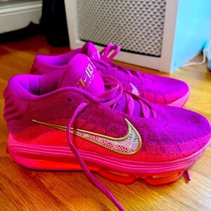 Women’s Nike Air Zoom GT Hustle 3 Hyper Pink size 9.